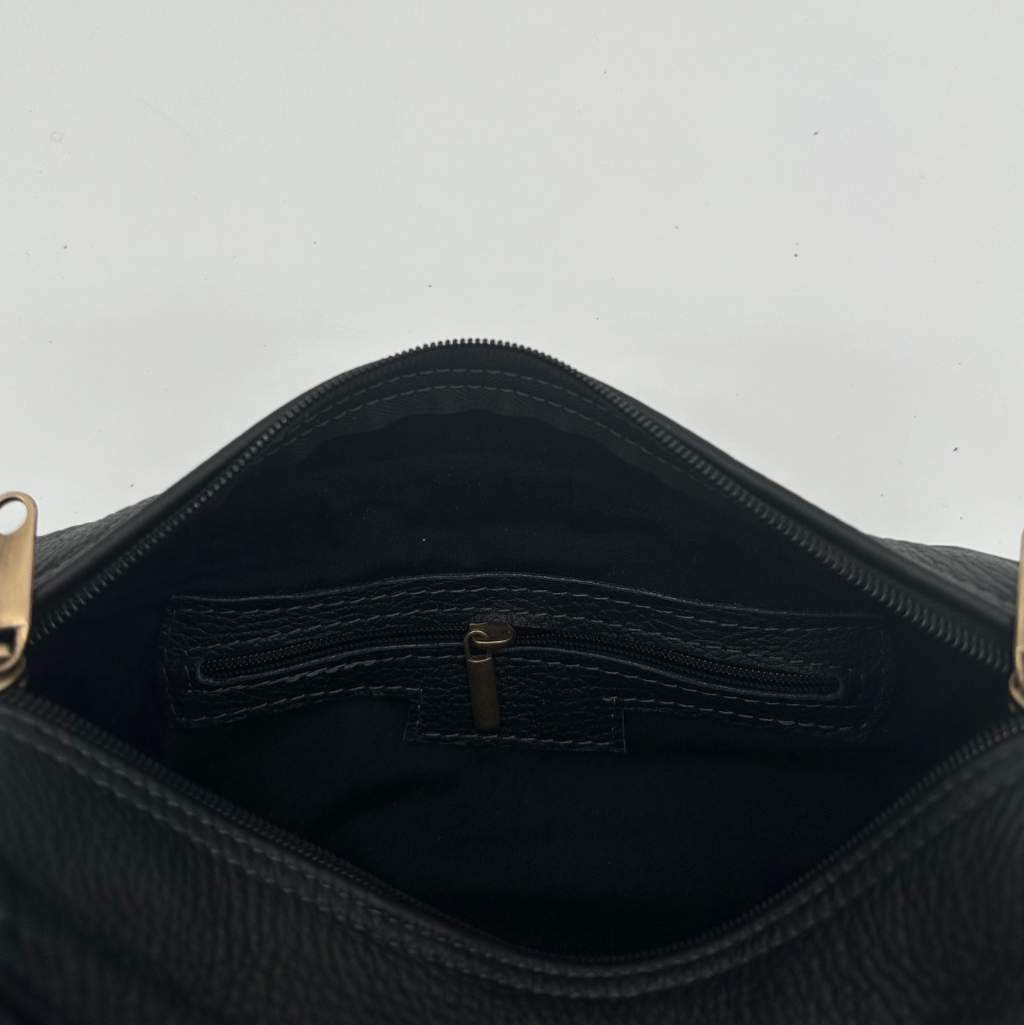 Rex Bag Black - Handgemachte Tasche aus Leder - Lugoma